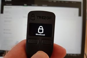 Огляд: TREZOR - апаратний гаманець для Біткоїна та Альткоїнів
